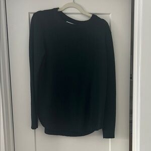 Pink Clover Women's Black Crewneck Sweater